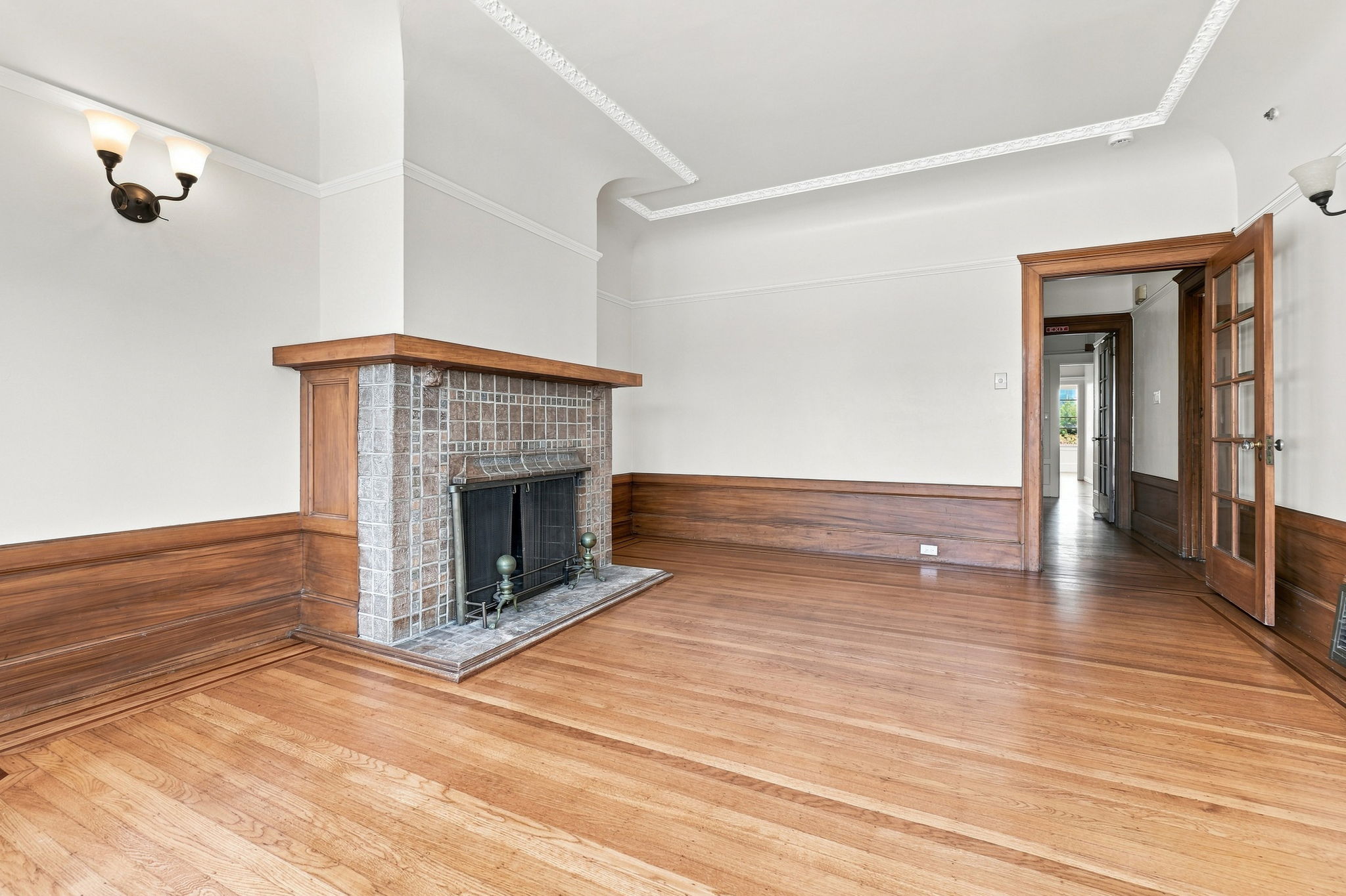 017_F8_616 39th Ave
