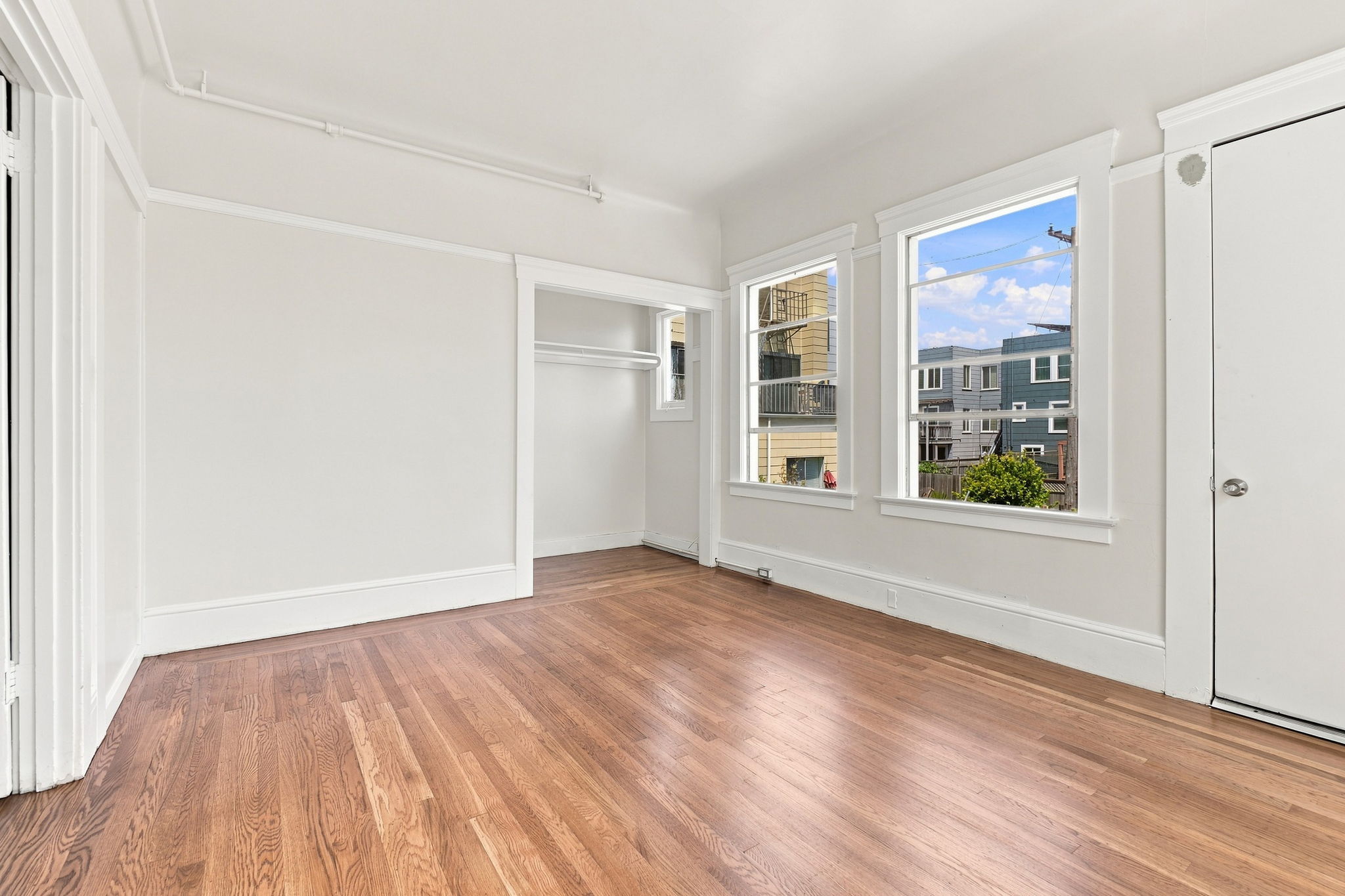 035_F8_616 39th Ave