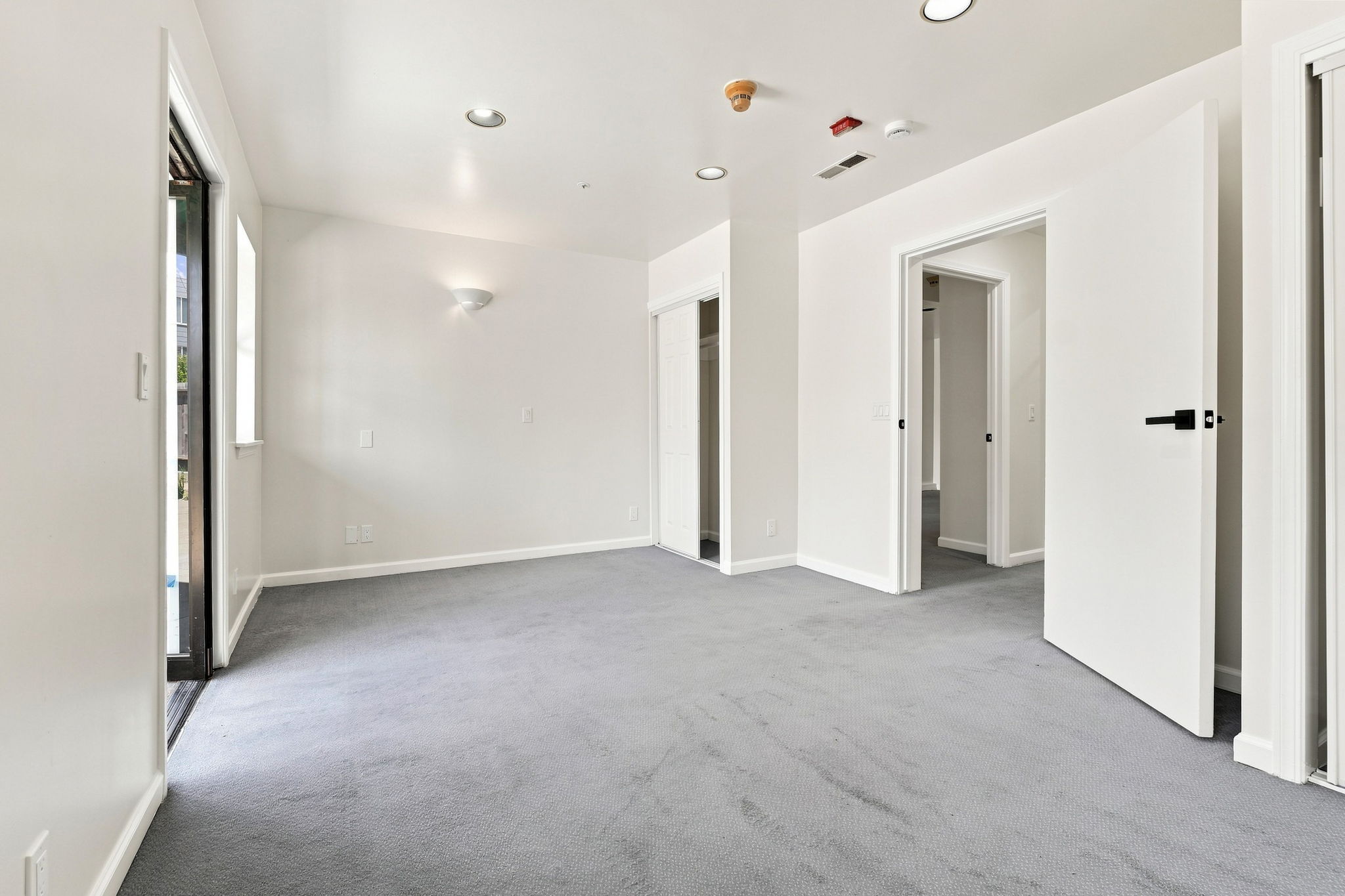 041_F8_616 39th Ave