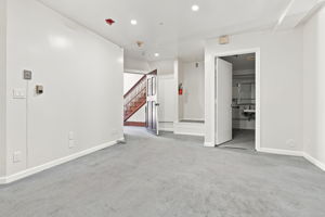 008_F8_616 39th Ave