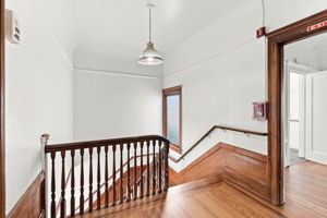 015_F8_616 39th Ave