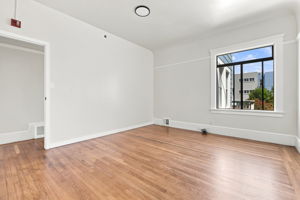 023_F8_616 39th Ave
