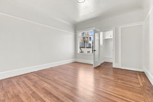 030_F8_616 39th Ave