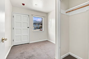 043_F8_616 39th Ave