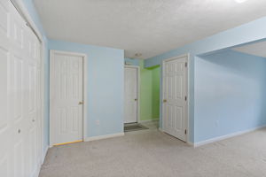  Photo 36