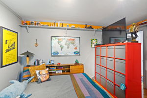  Photo 44