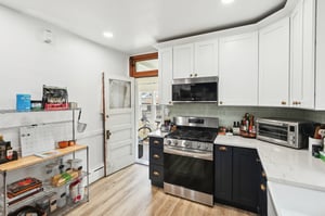 Circle Ave-1605-017.jpg
