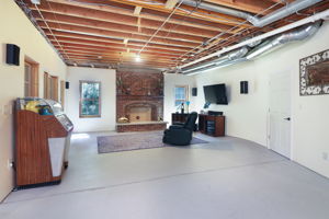  Photo 36