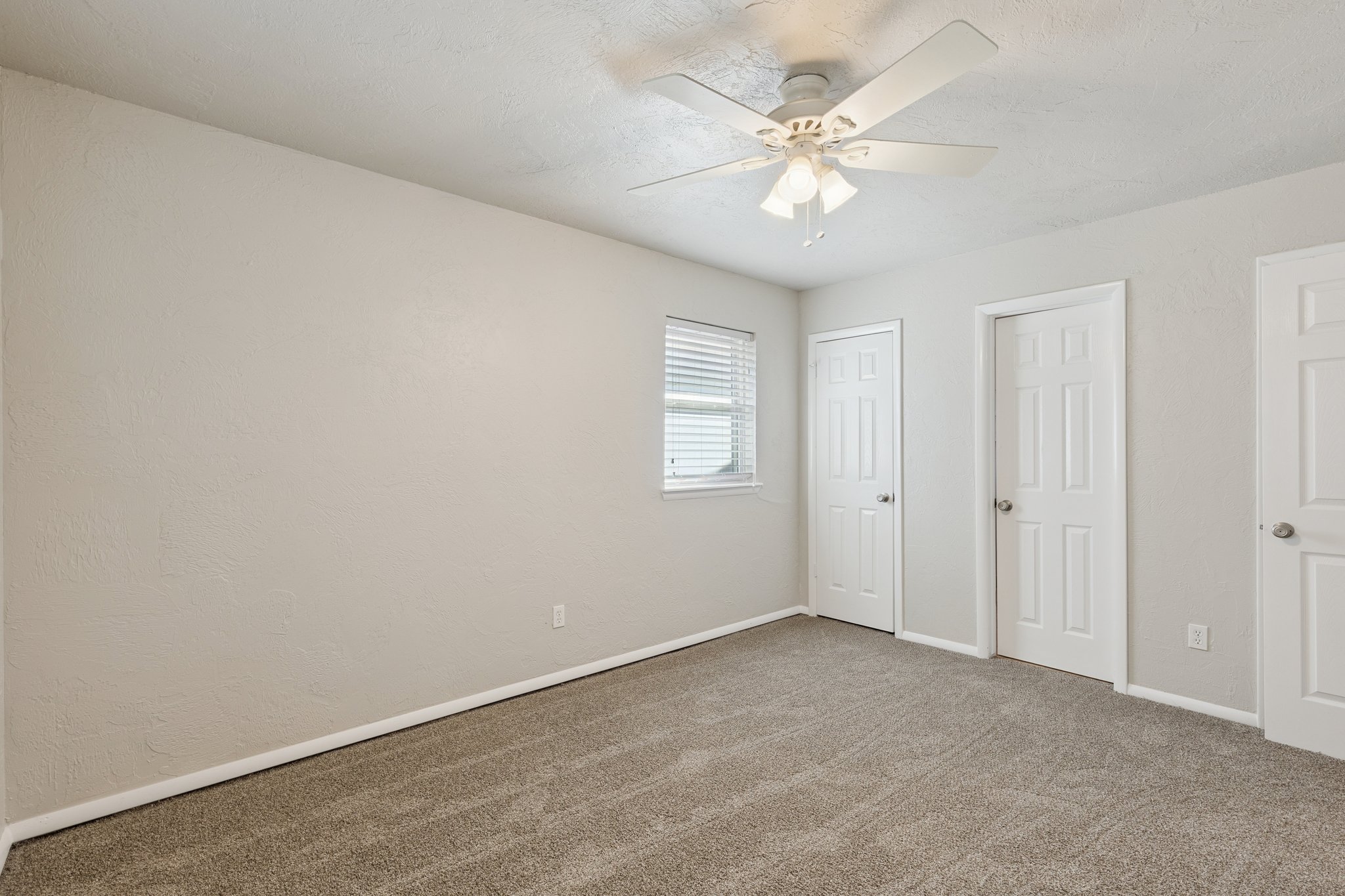 616 Fairlane Dr_020.jpg