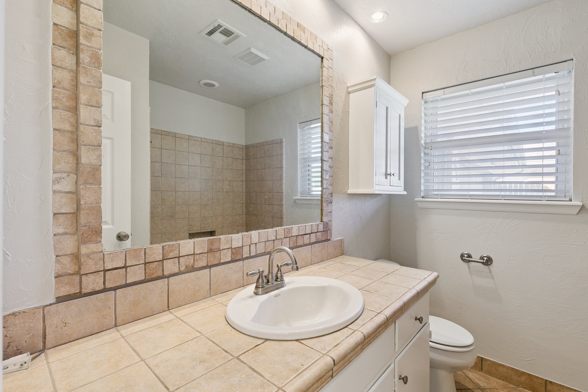 616 Fairlane Dr_021.jpg