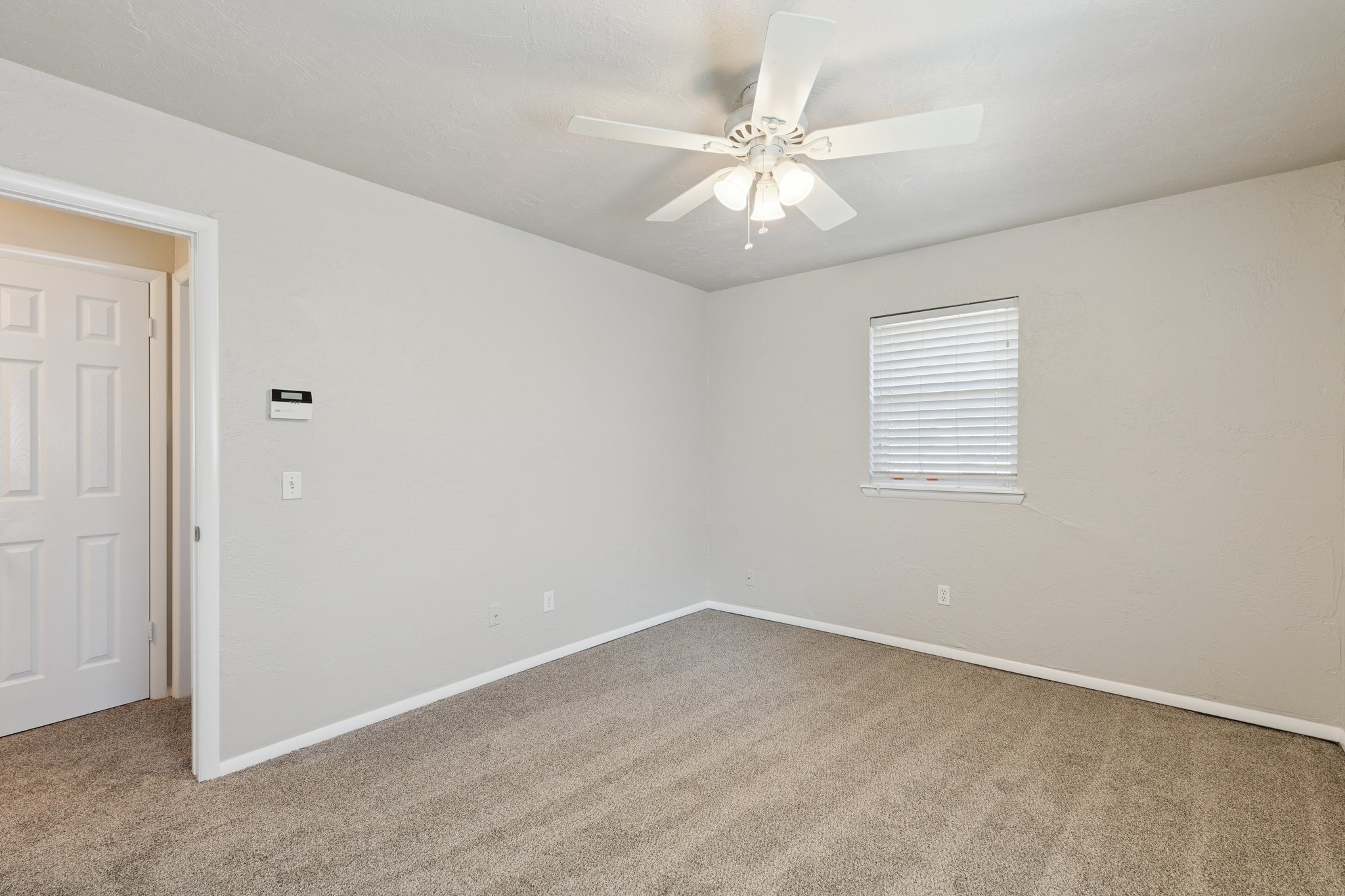 616 Fairlane Dr_023.jpg