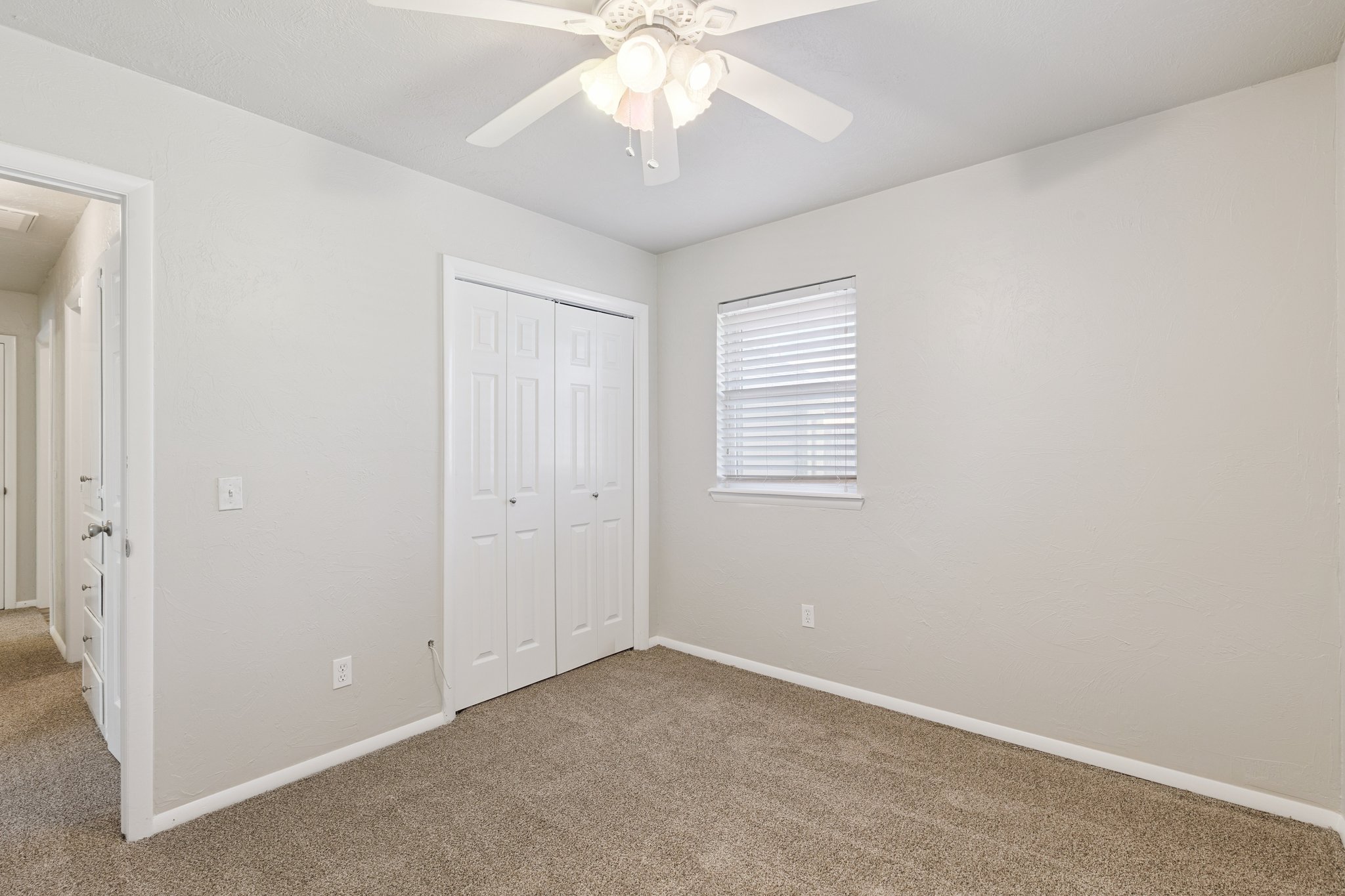 616 Fairlane Dr_027.jpg