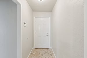 616 Fairlane Dr_006.jpg