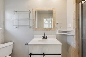 616 Fairlane Dr_028.jpg