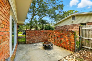  Photo 46
