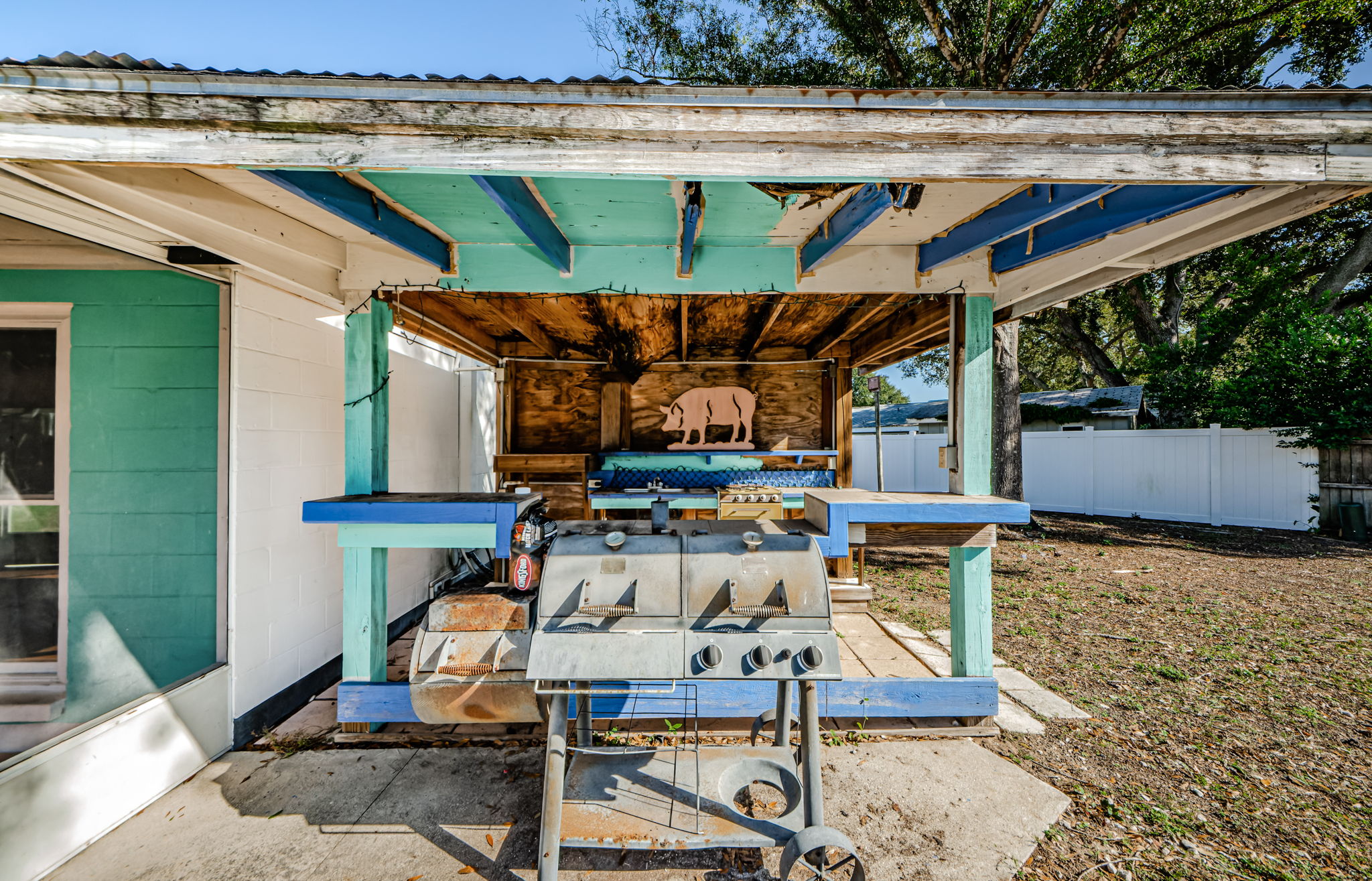 Outdoor Kitchen 2