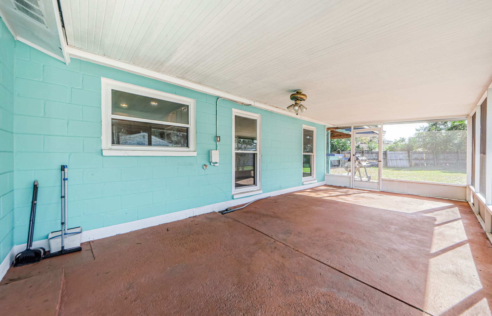 Lanai 1