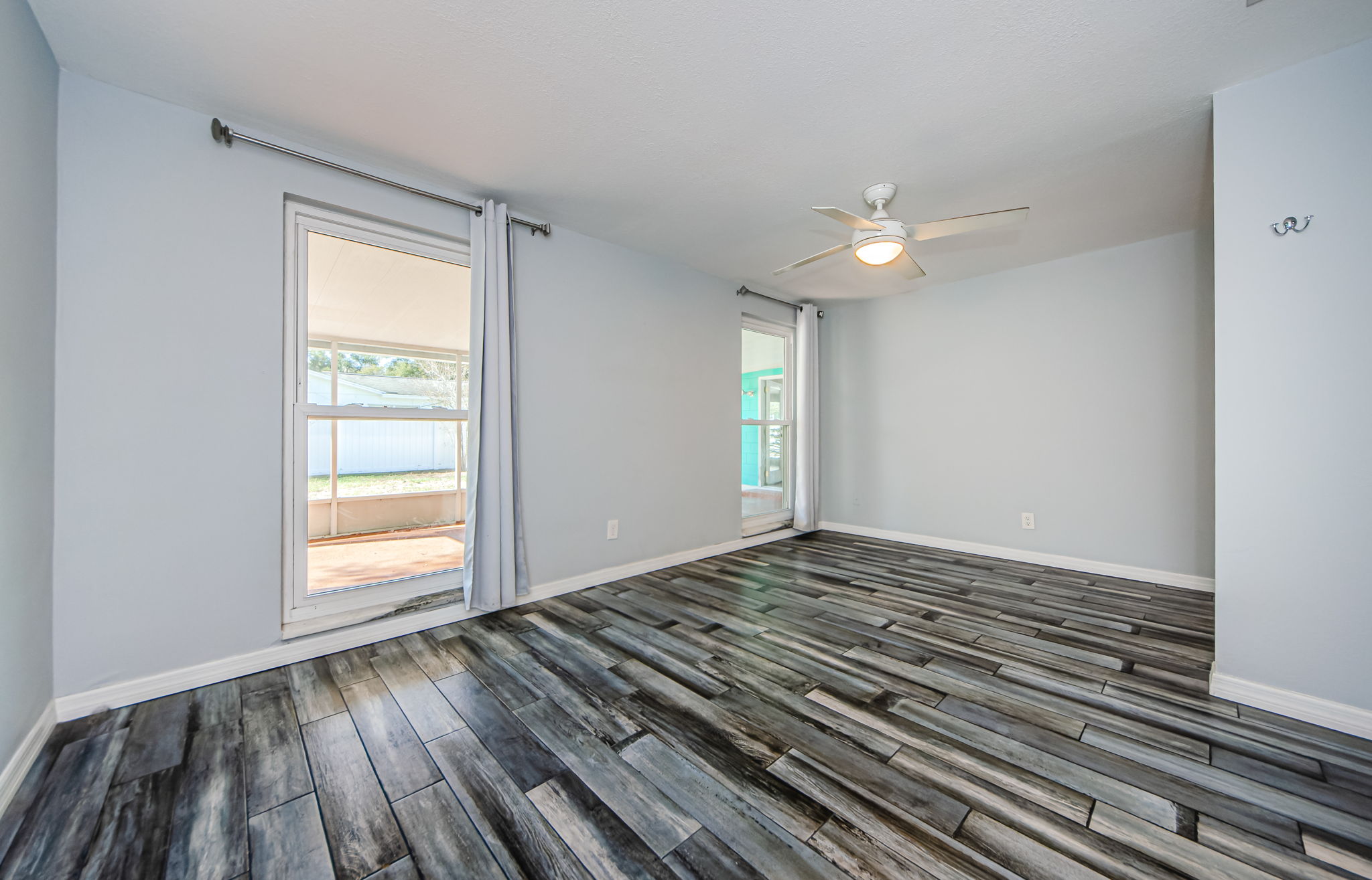 Master Bedroom 1d