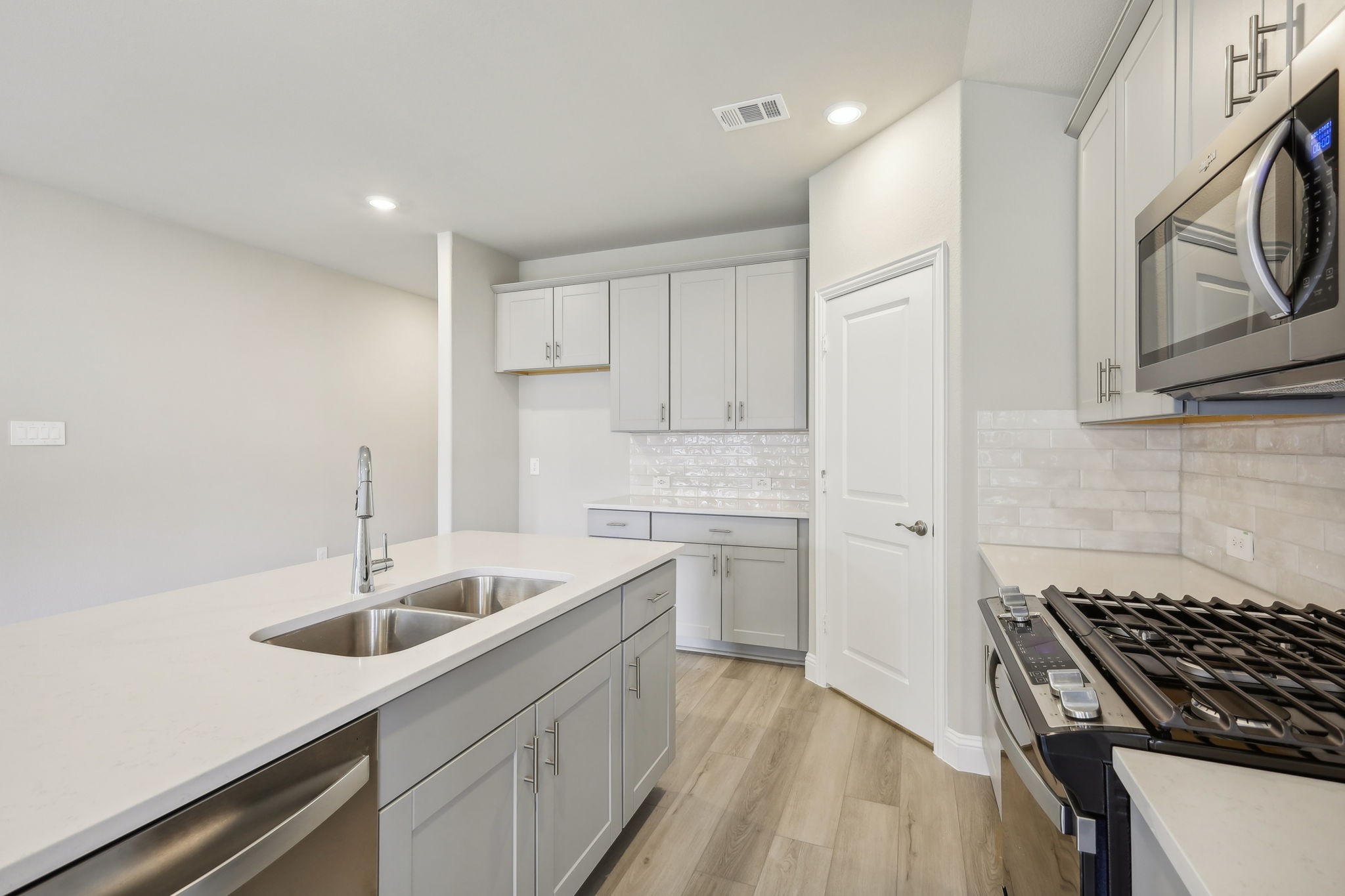 DFW - Eastridge - 616 Huntley Drive, McKinney, TX 75071 - 018