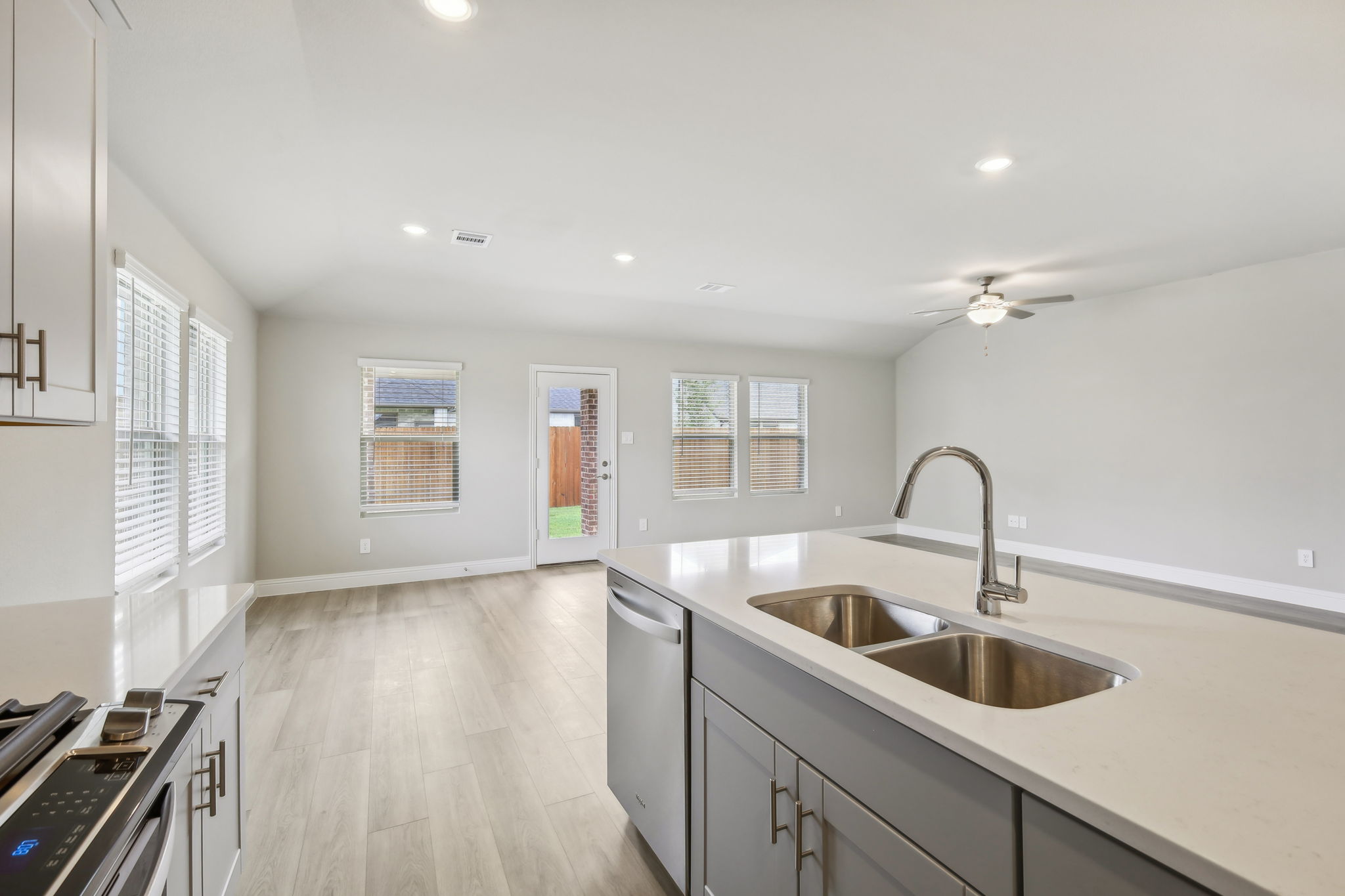 DFW - Eastridge - 616 Huntley Drive, McKinney, TX 75071 - 017