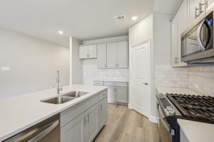 DFW - Eastridge - 616 Huntley Drive, McKinney, TX 75071 - 018