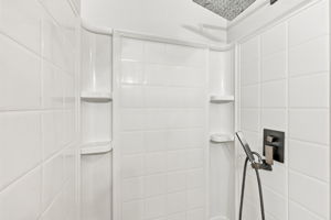 Upstairs Full Bath