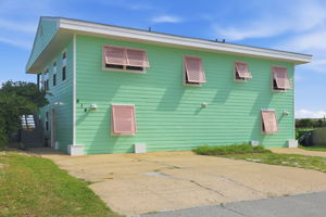 616 N Shore Drive
