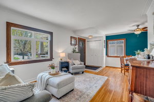 11-living room3