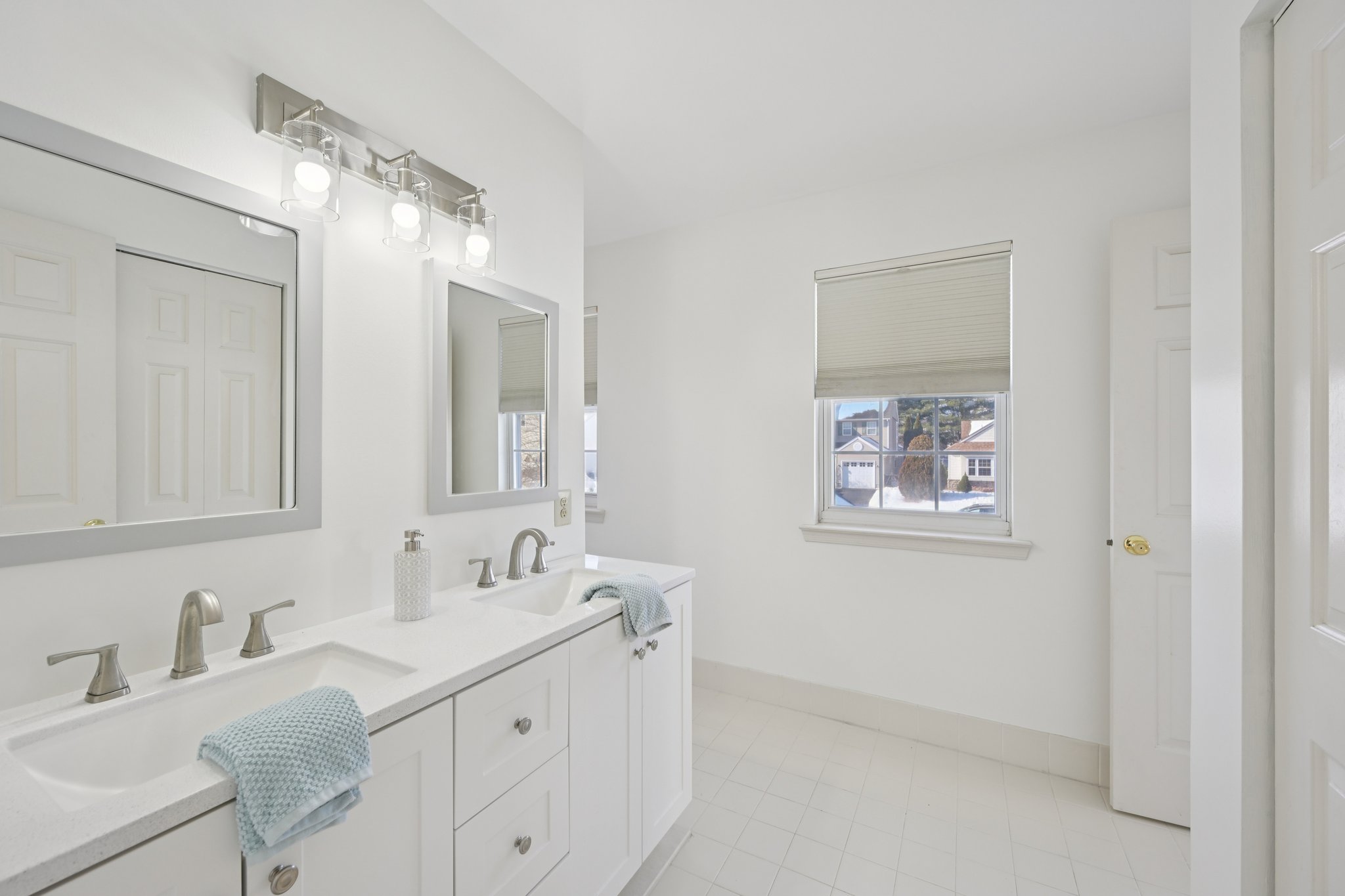 Stewart Rd-S0602-021.jpg