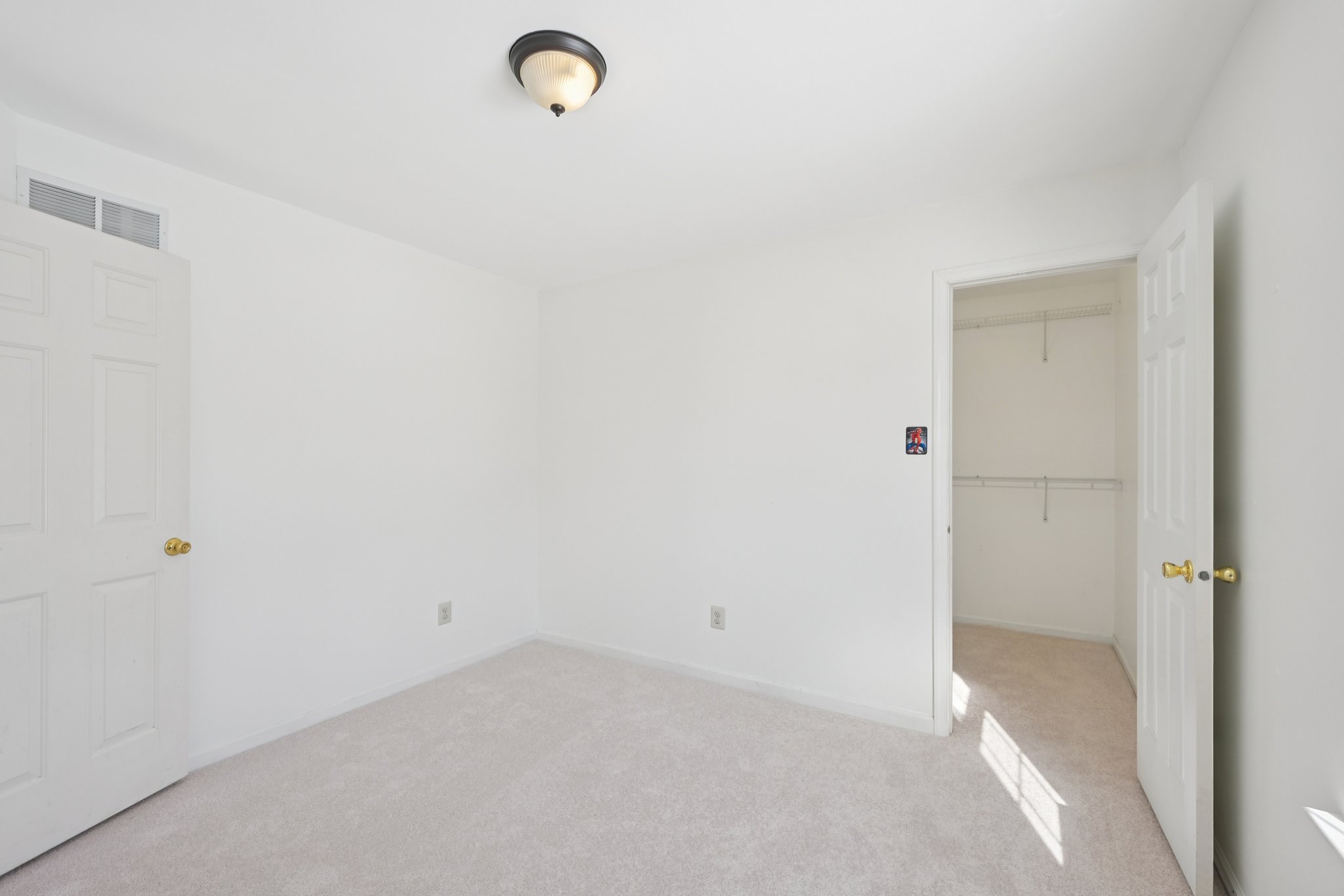 Stewart Rd-S0602-028.jpg