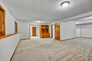 6160 Woodchuck Cir, White Bear Lake, MN 55110, USA Photo 59