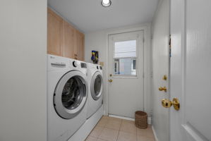  Photo 35