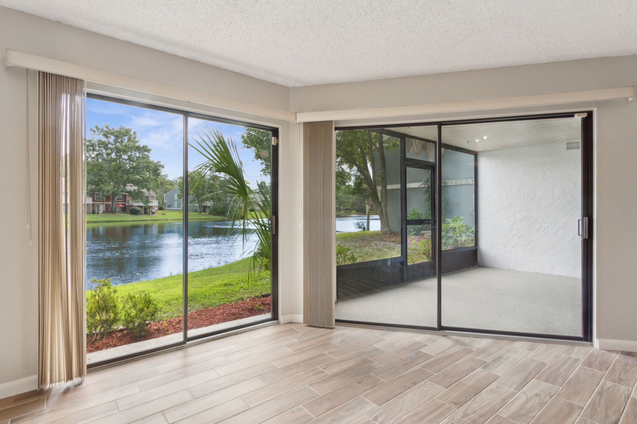 Dining Room / Lanai