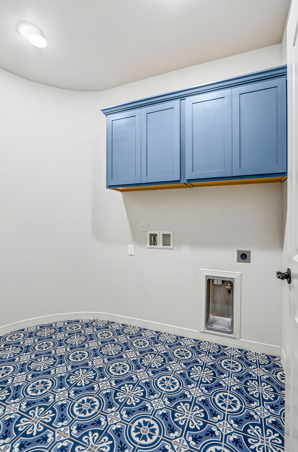  Photo 33