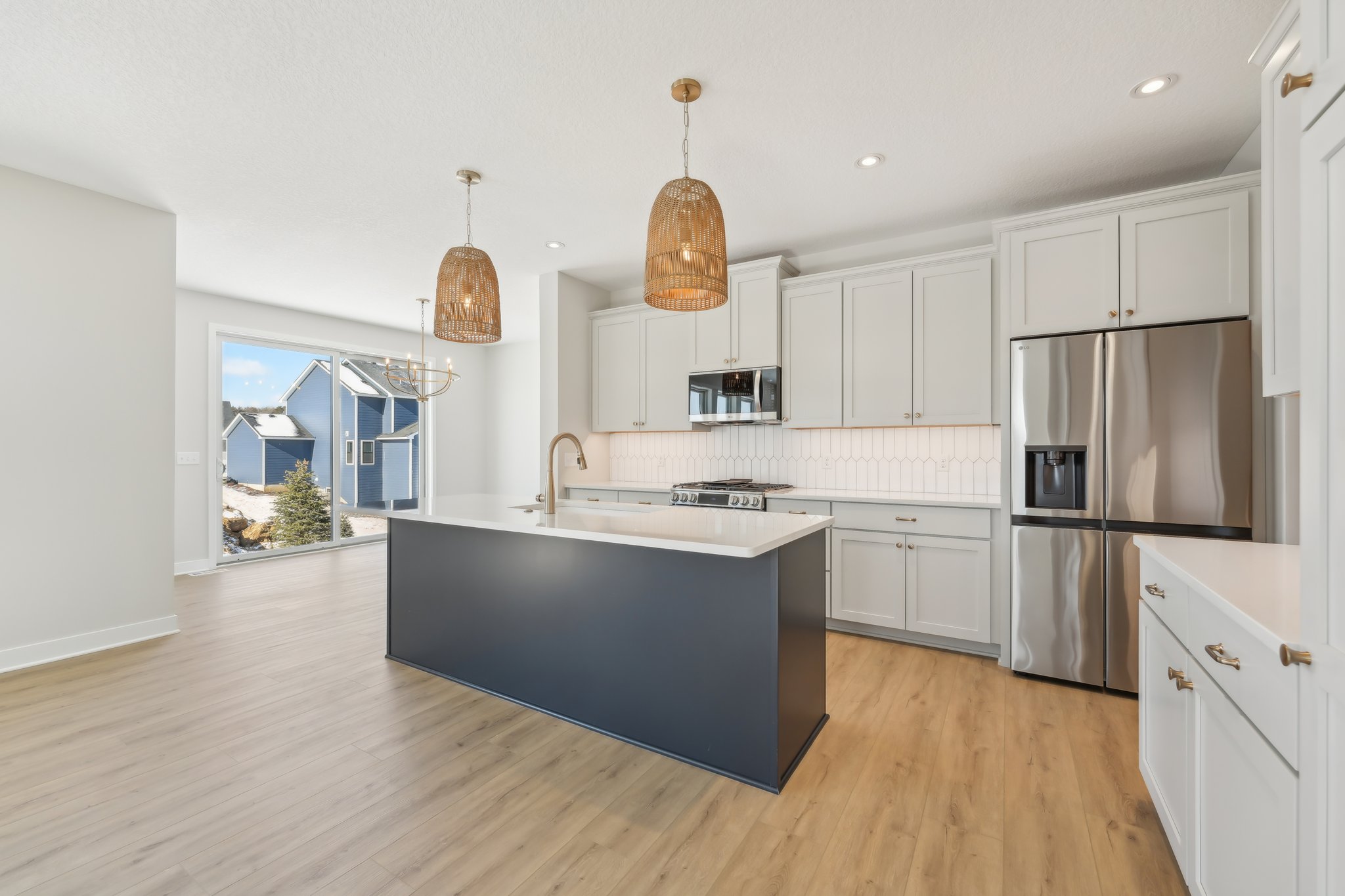 Harkness Ln S-013.jpg