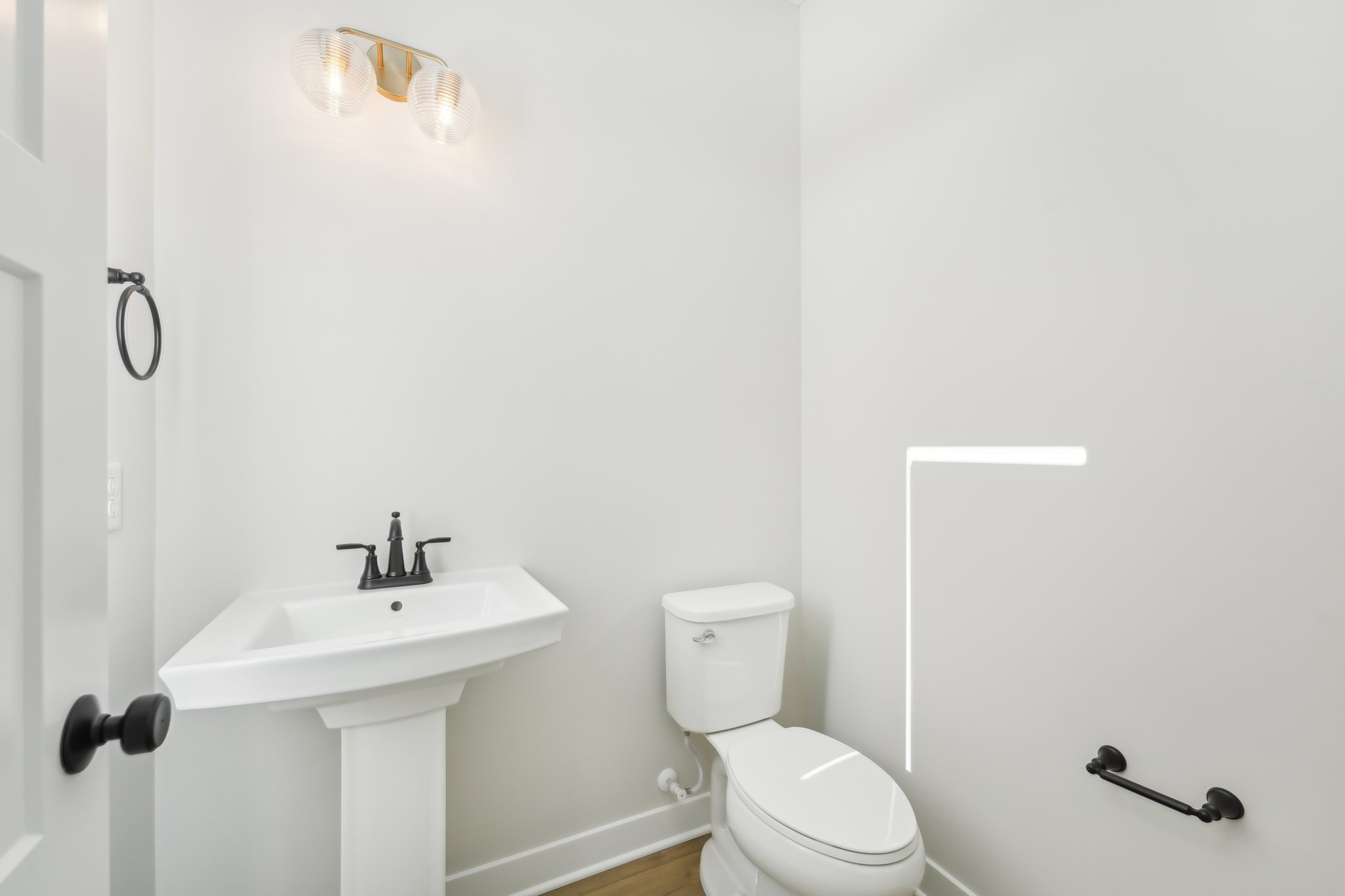 Harkness Ln S-021.jpg