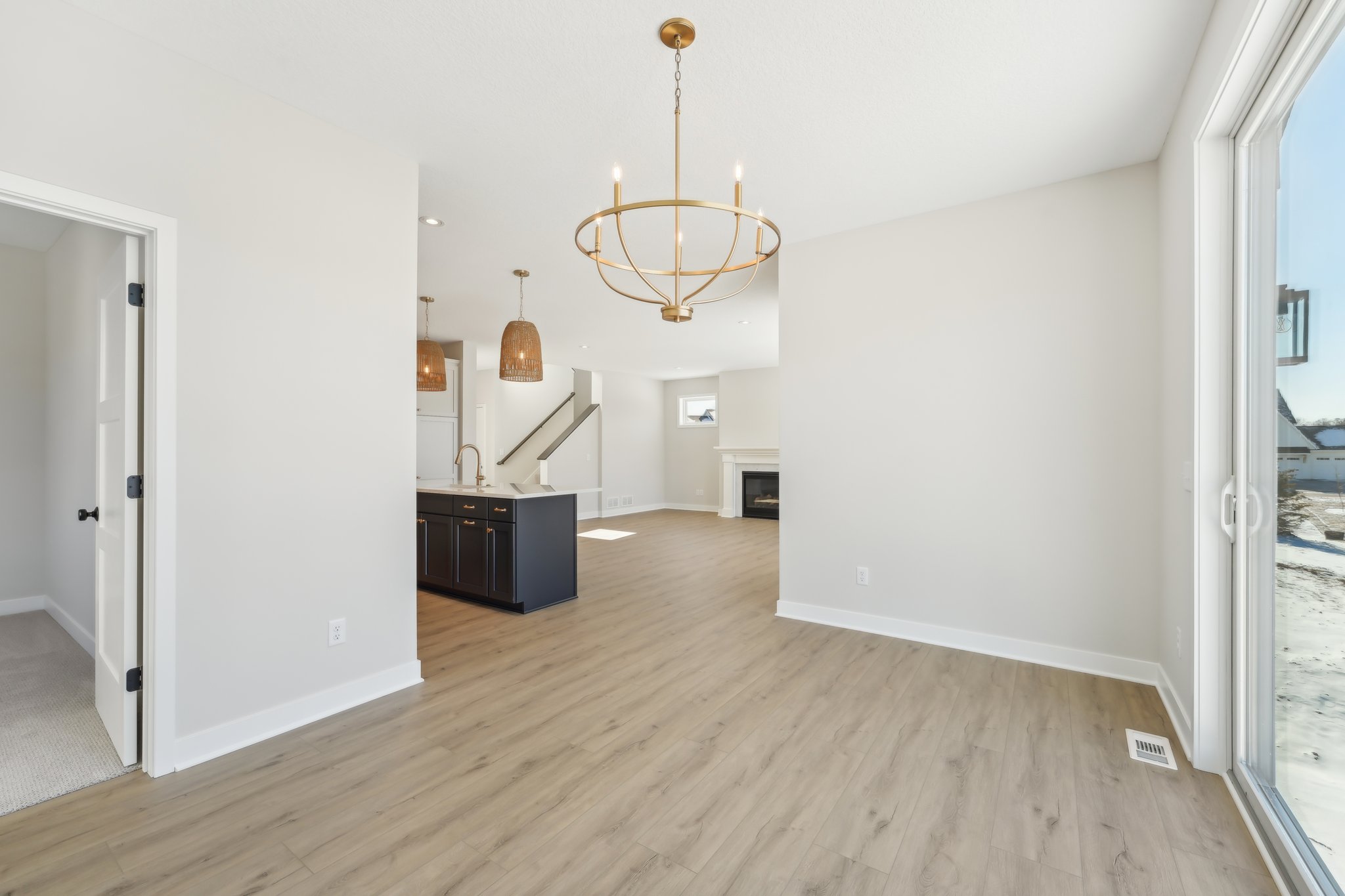 Harkness Ln S-024.jpg