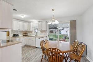 Thistlewood Dr-S1403-011.jpg