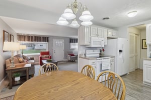 Thistlewood Dr-S1403-012.jpg