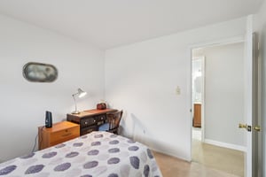 Thistlewood Dr-S1403-033.jpg