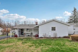 Thistlewood Dr-S1403-038.jpg