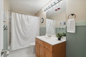  Photo 38