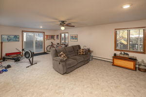 41-Family Room