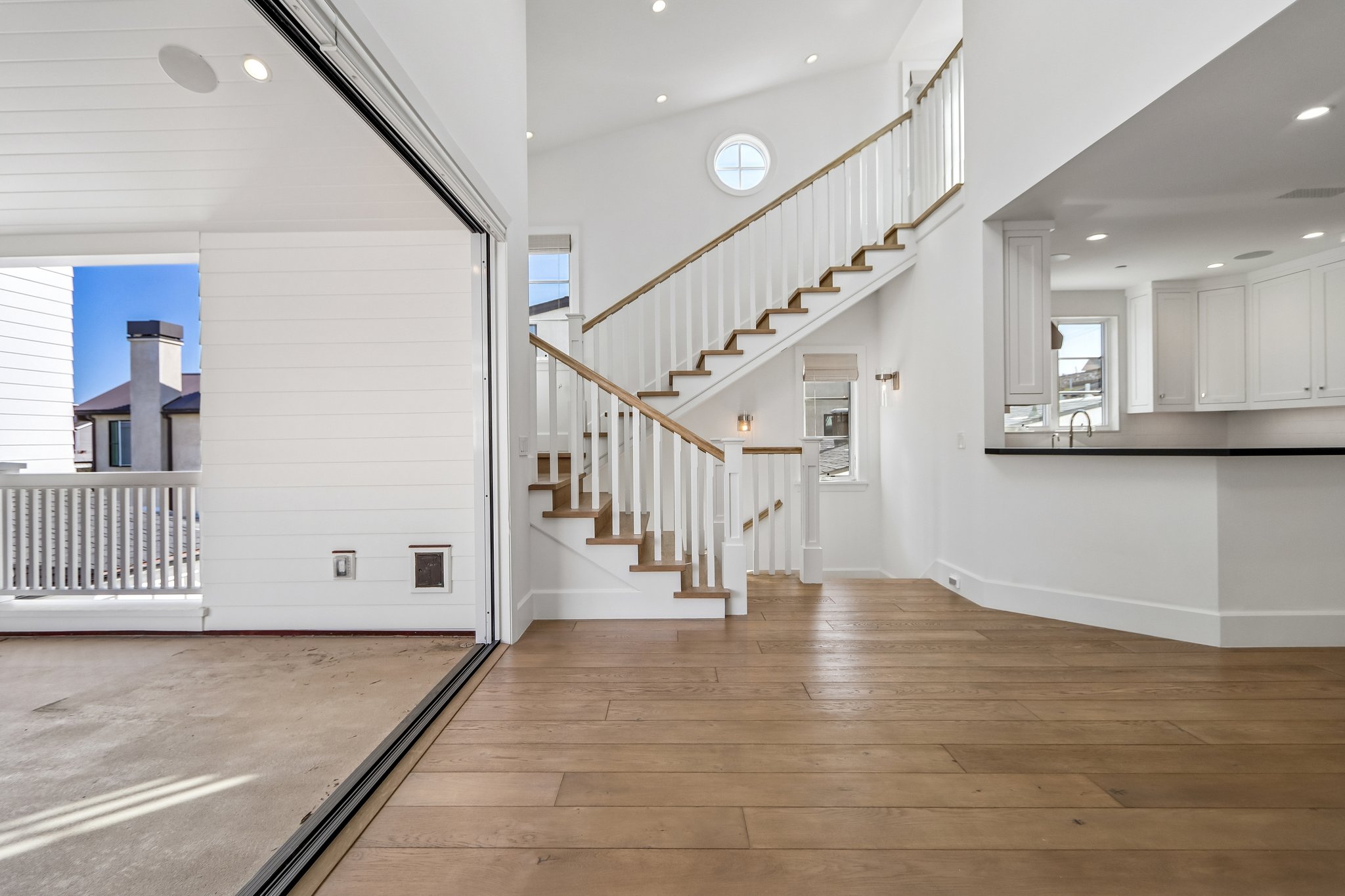 .5 Narcissus Ave-S2904-013.jpg