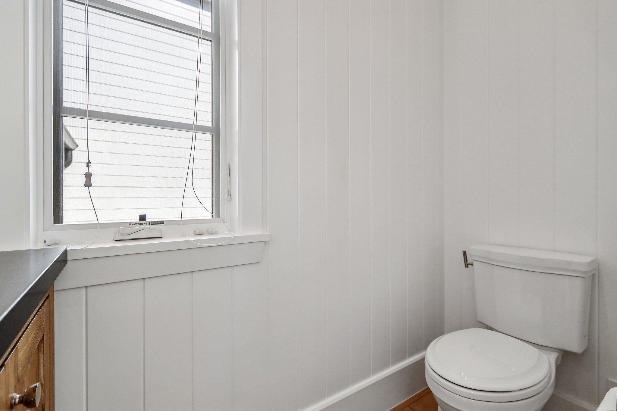 .5 Narcissus Ave-S2904-043.jpg