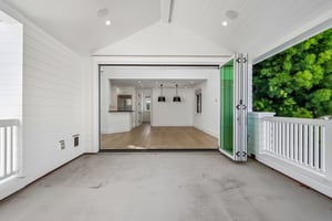 .5 Narcissus Ave-S2904-014.jpg