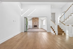 .5 Narcissus Ave-S2904-018.jpg