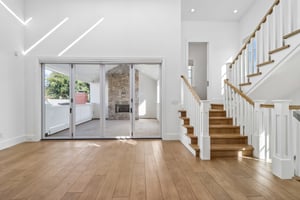 .5 Narcissus Ave-S2904-020.jpg