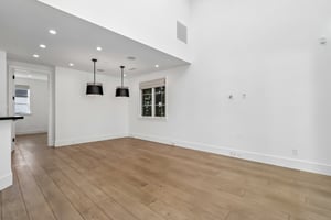 .5 Narcissus Ave-S2904-021.jpg