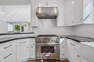 .5 Narcissus Ave-S2904-029.jpg